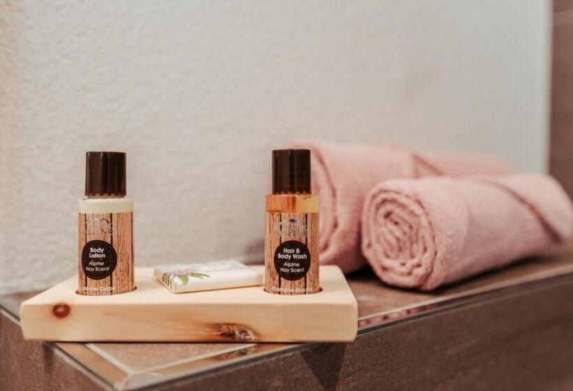 Отель St Leonhard