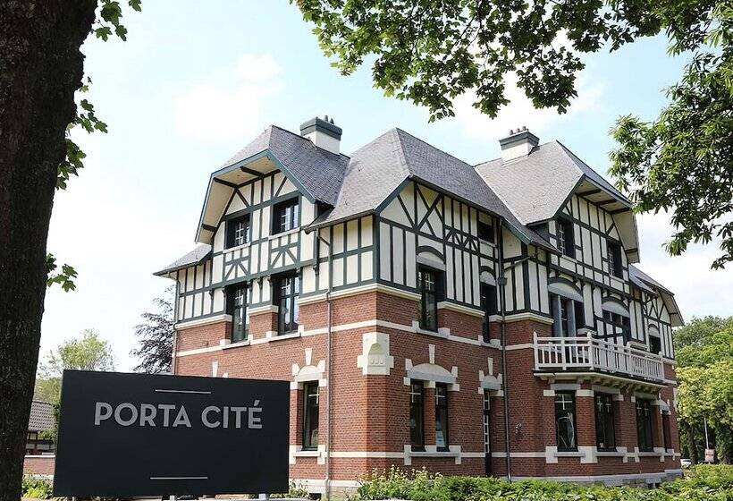 Отель Porta Cite