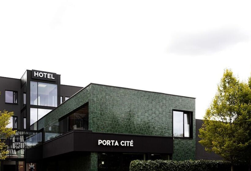 Отель Porta Cite