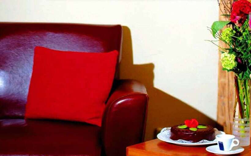 בית מלון כפרי Post