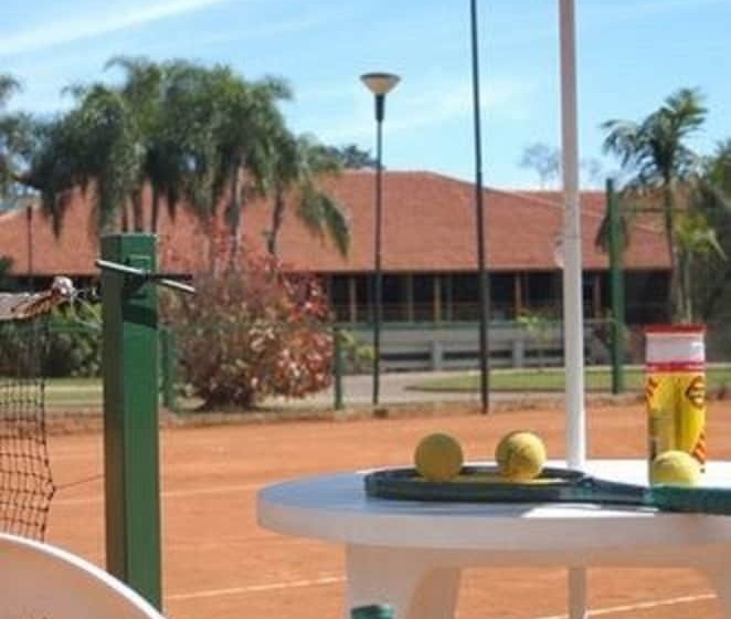 هتل Raices Esturion