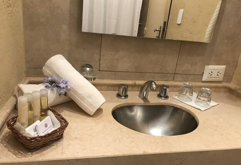 فندق Raices Esturion