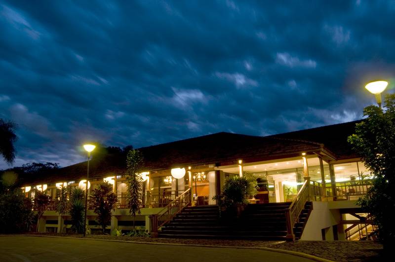 هتل Raices Esturion