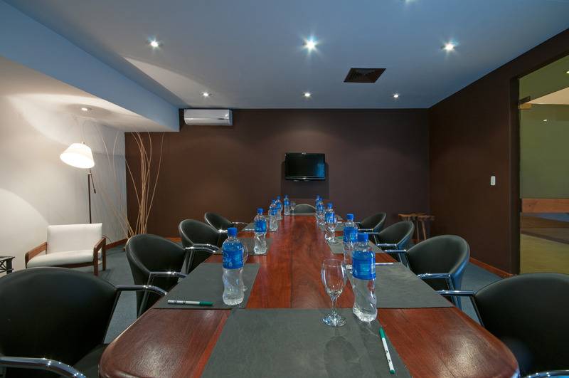 هتل Raices Esturion