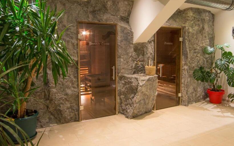 فندق Restaurant Lampenhäusl