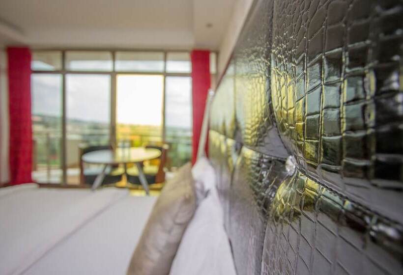 هتل Sal S Boutique