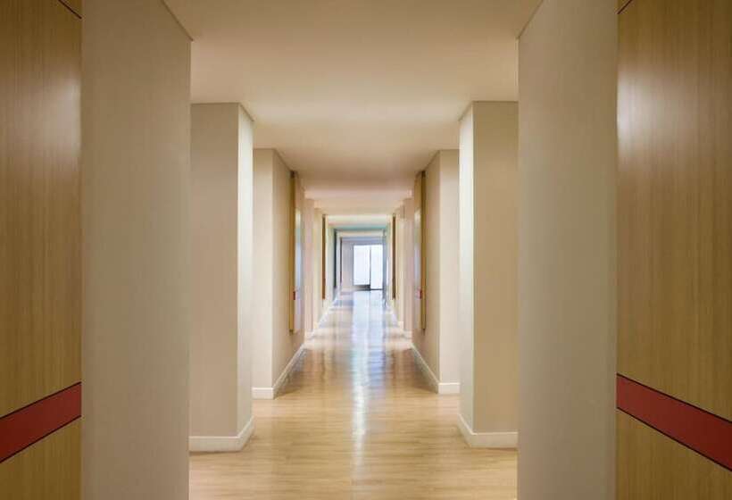 هتل Santika Mega City  Bekasi