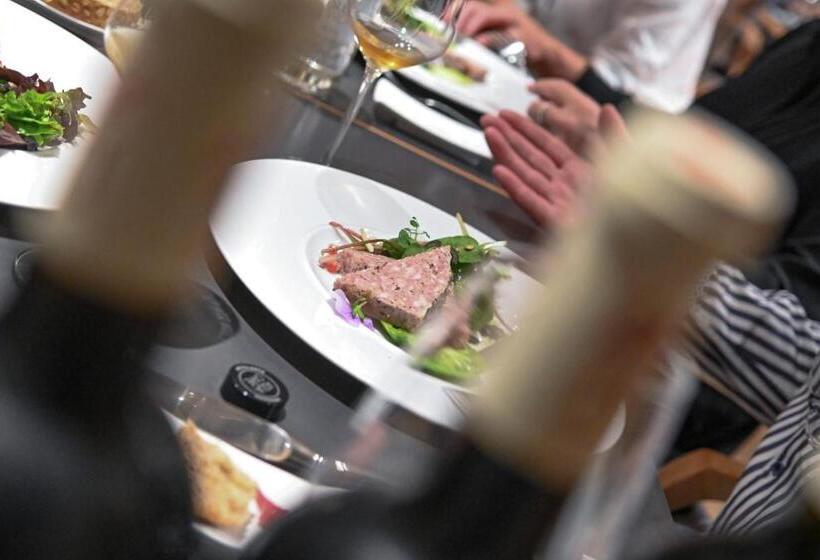 בית מלון כפרי Sleepwood