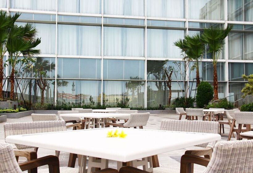 The Luxton Cirebon Hotel And Convention