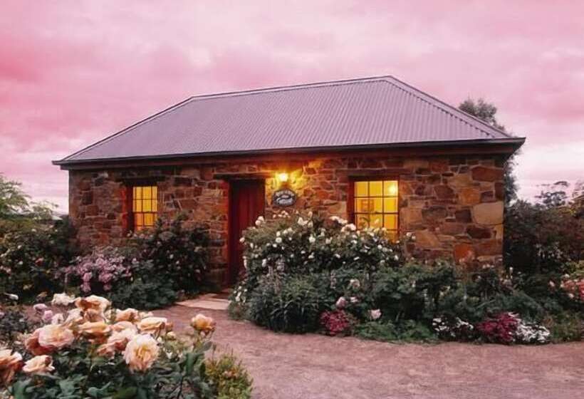 Отель Wagners Cottages