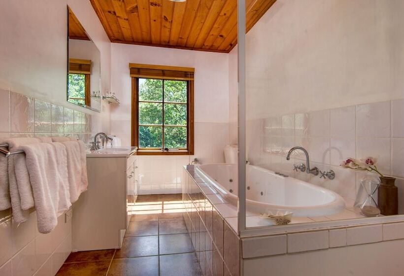 هتل Wagners Cottages