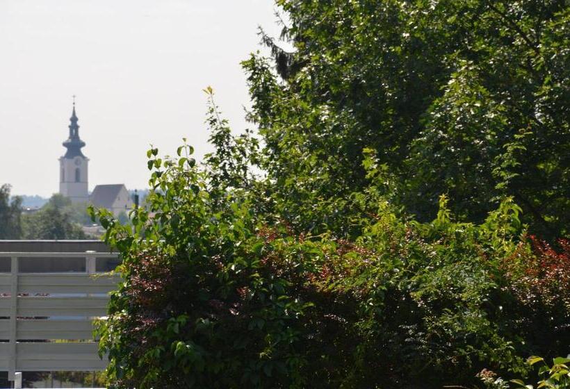 ホテル Waldheimat