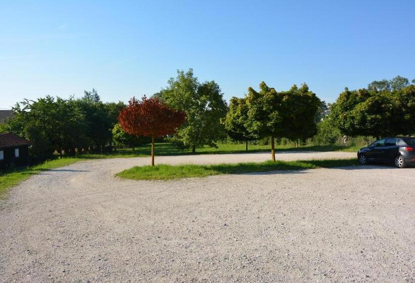 ホテル Waldheimat