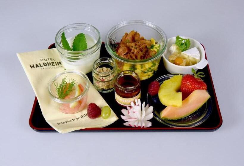 ホテル Waldheimat