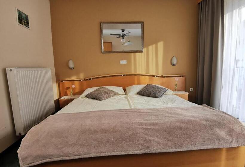 בית מלון כפרי & Wirtshaus Hödl Kaplan