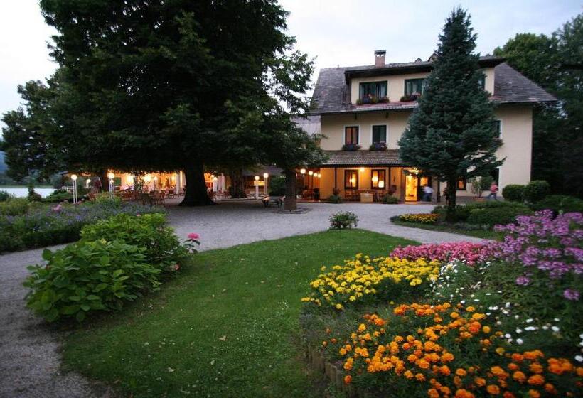 Inselhotel Faakersee