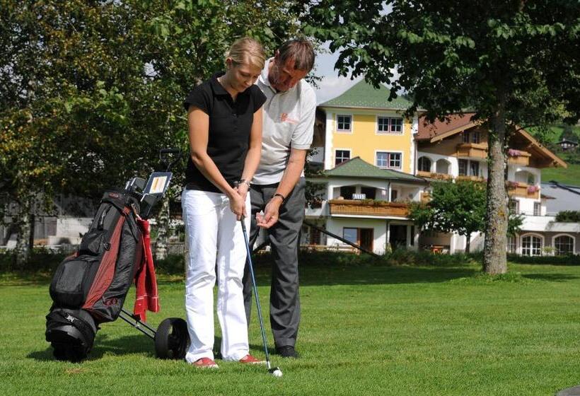 Landhotel Hubengut Bed And Breakfast