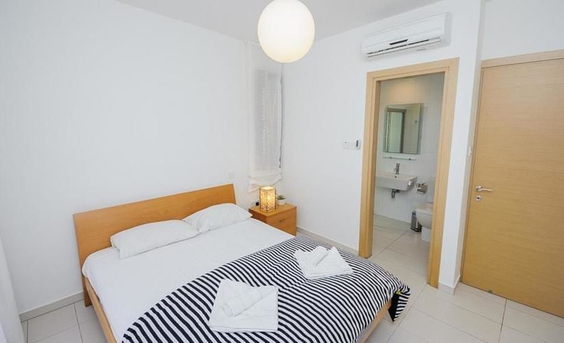 Oceanview Luxury Villa 069