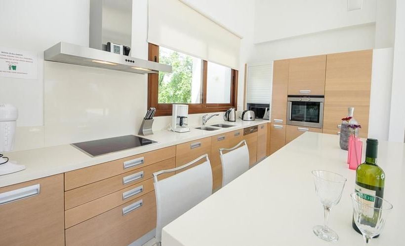 Oceanview Luxury Villa 069