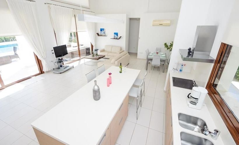 Oceanview Luxury Villa 069