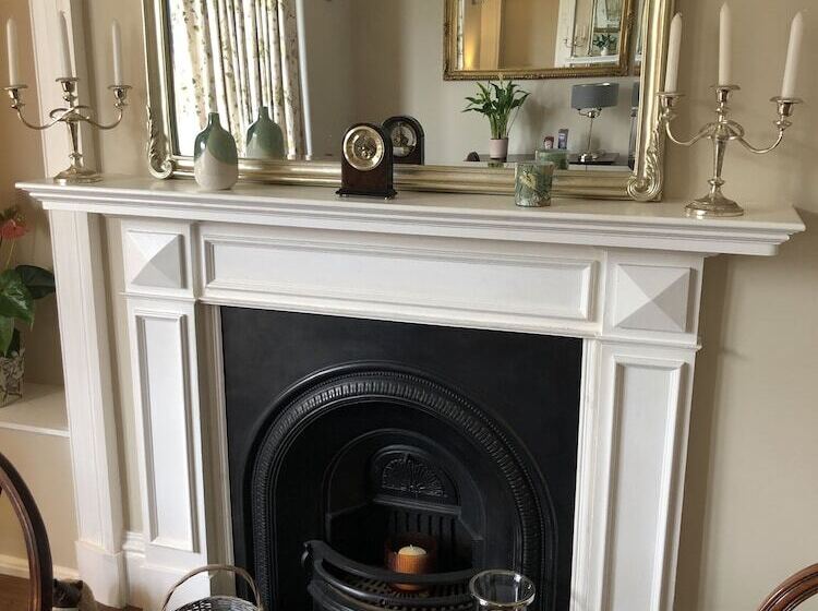 膳宿费 Ballifeary House