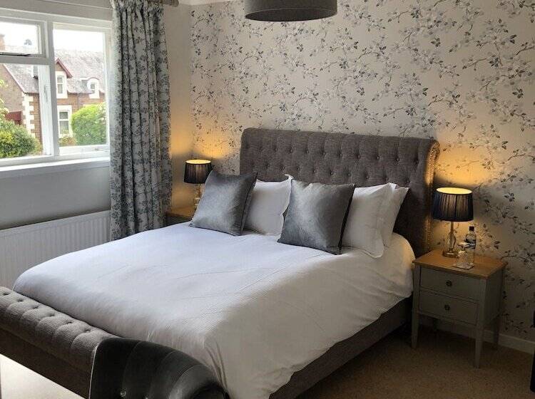 膳宿费 Ballifeary House