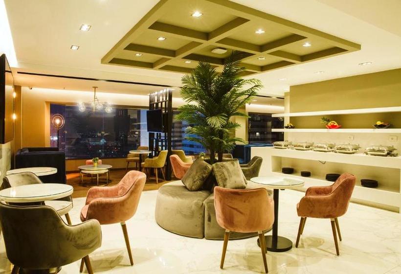 Pyramisa Downtown Residence