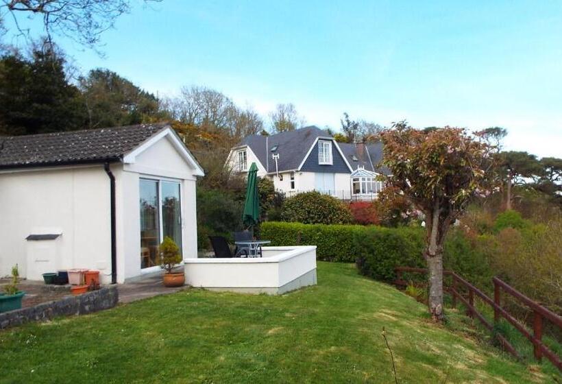 Rocklands House Bed And Breakfast