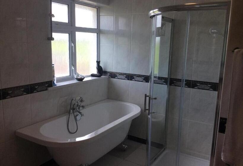 צימר Rosdarrig House