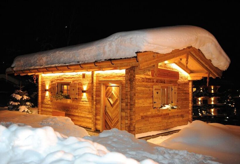 Ski In Ski Out Hotel Unterellmau