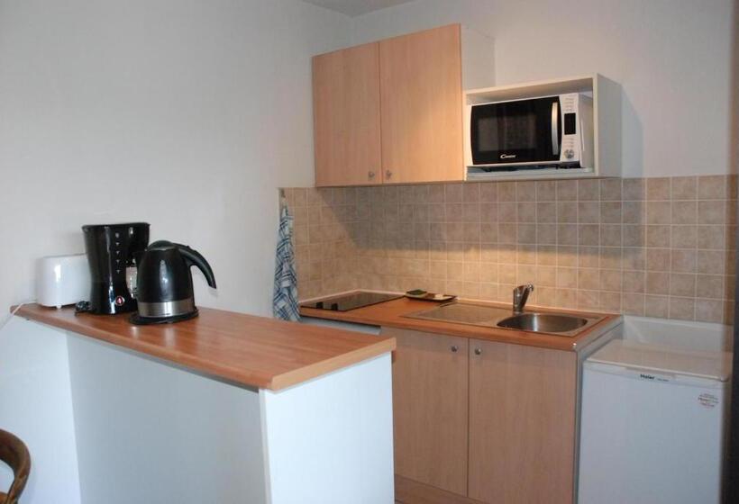 Uzes Appart Hotel Résidence Le Mas Des Oliviers