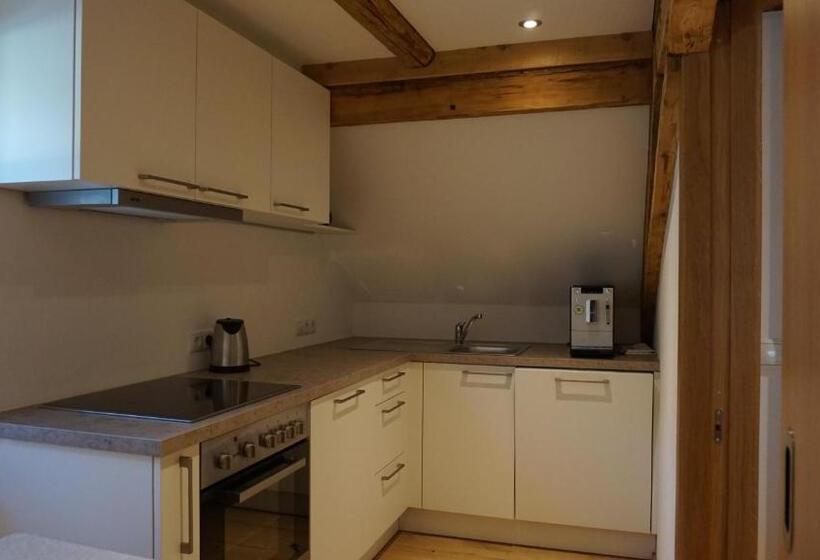 Waldrast Bed & Breakfast