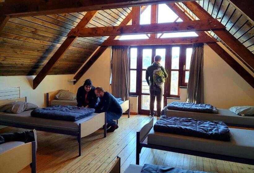 فندق صغير Auberge De Jeunesse De Bouillon