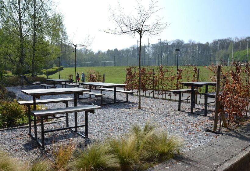 ユースホステル Auberge Des 3 Fontaines