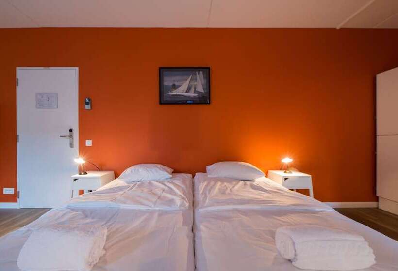 ユースホステル Auberge Des 3 Fontaines