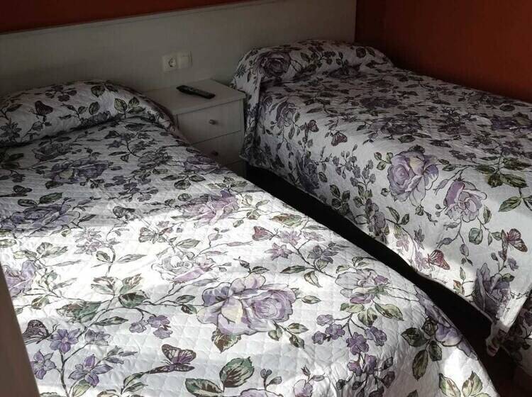 فندق صغير O Encontro