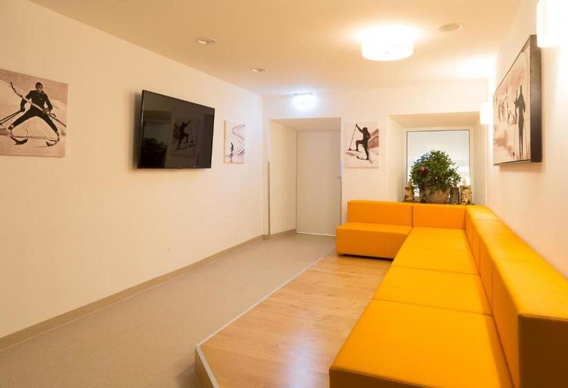 فندق صغير Jugendgästehaus Schaidberg