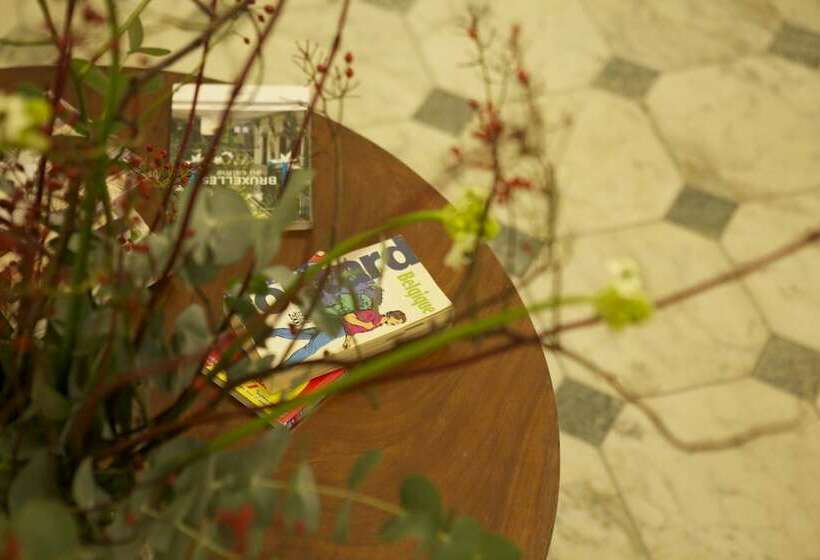 Living In Brûsel, Urban B&b