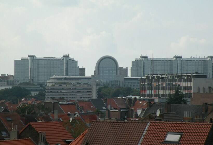 Living In Brûsel, Urban B&b