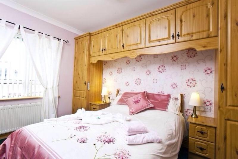 צימר Bed&Breakfast Burndale House