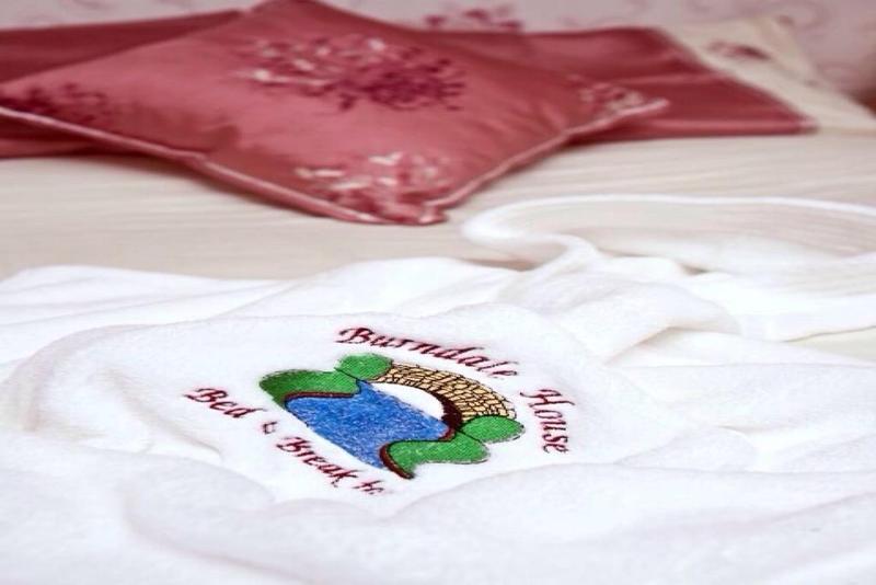 צימר Bed&Breakfast Burndale House