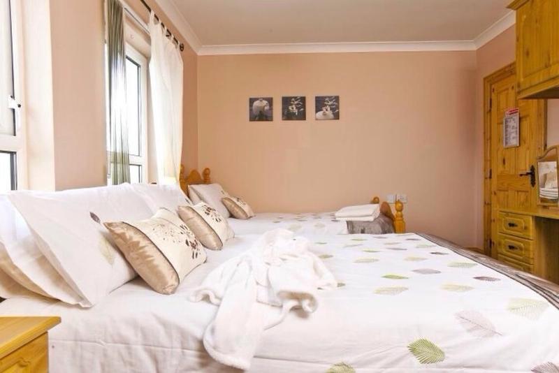 צימר Bed&Breakfast Burndale House