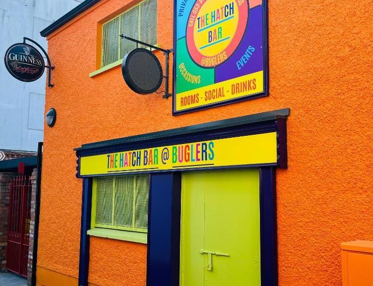 Bed and Breakfast Bugler Doyles Bar & Townhouse