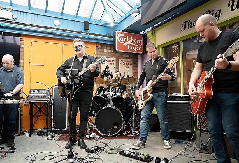 Bed and Breakfast Bugler Doyles Bar & Townhouse