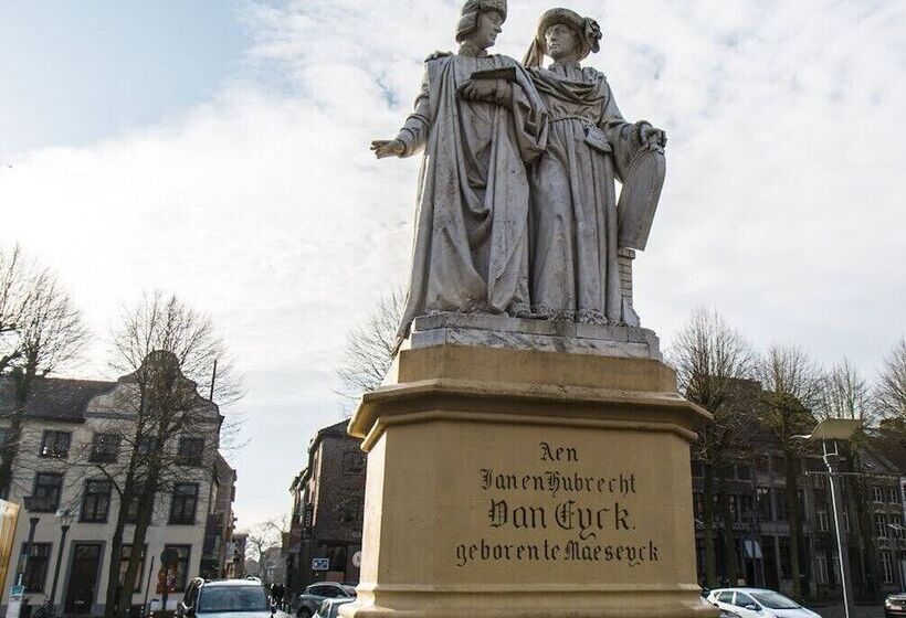 住宿加早餐  De Koddige Kater