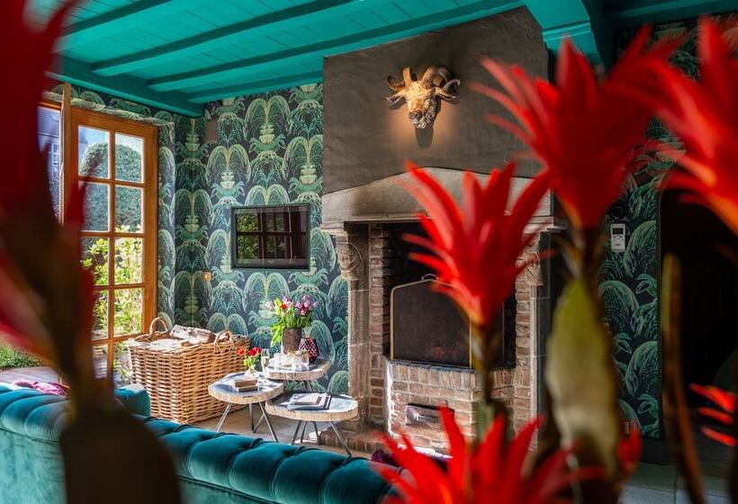 مبيت وإفطار Exclusive Suites The Secret Garden