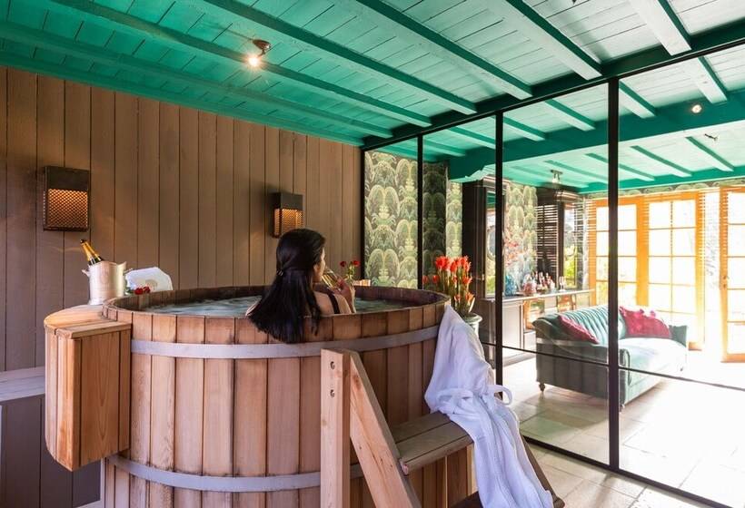 مبيت وإفطار Exclusive Suites The Secret Garden