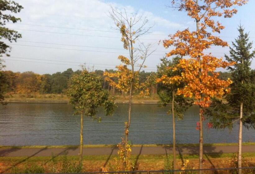 צימר Loft Aan Het Water