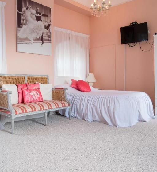 تختخواب و صبحانه Maranatha Country House