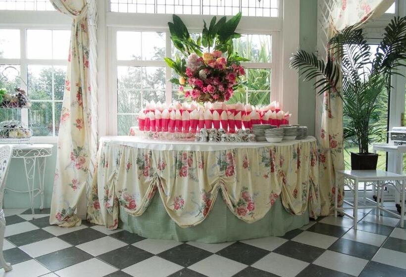 تختخواب و صبحانه Maranatha Country House